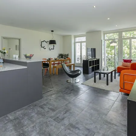 Modern By Interhome アパート *